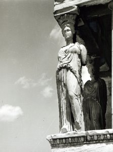 Detalhe, de, um, cariátide, de, a, Erechtheion, 421-406, bc, mármore, bw, foto